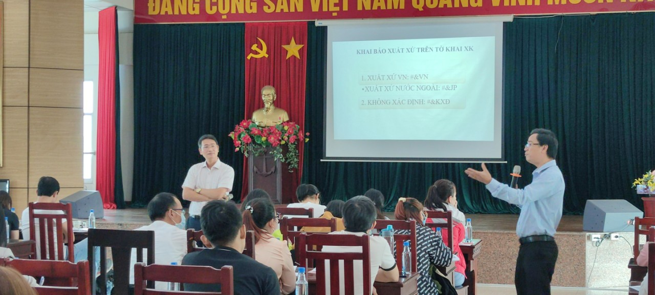 2-anh-nguye1bb85n-vc483n-c490e1bba9c-phc3b3-trc6b0e1bb9fng-phc3b2ng-phc3a1p-che1babf-vcci-hcm