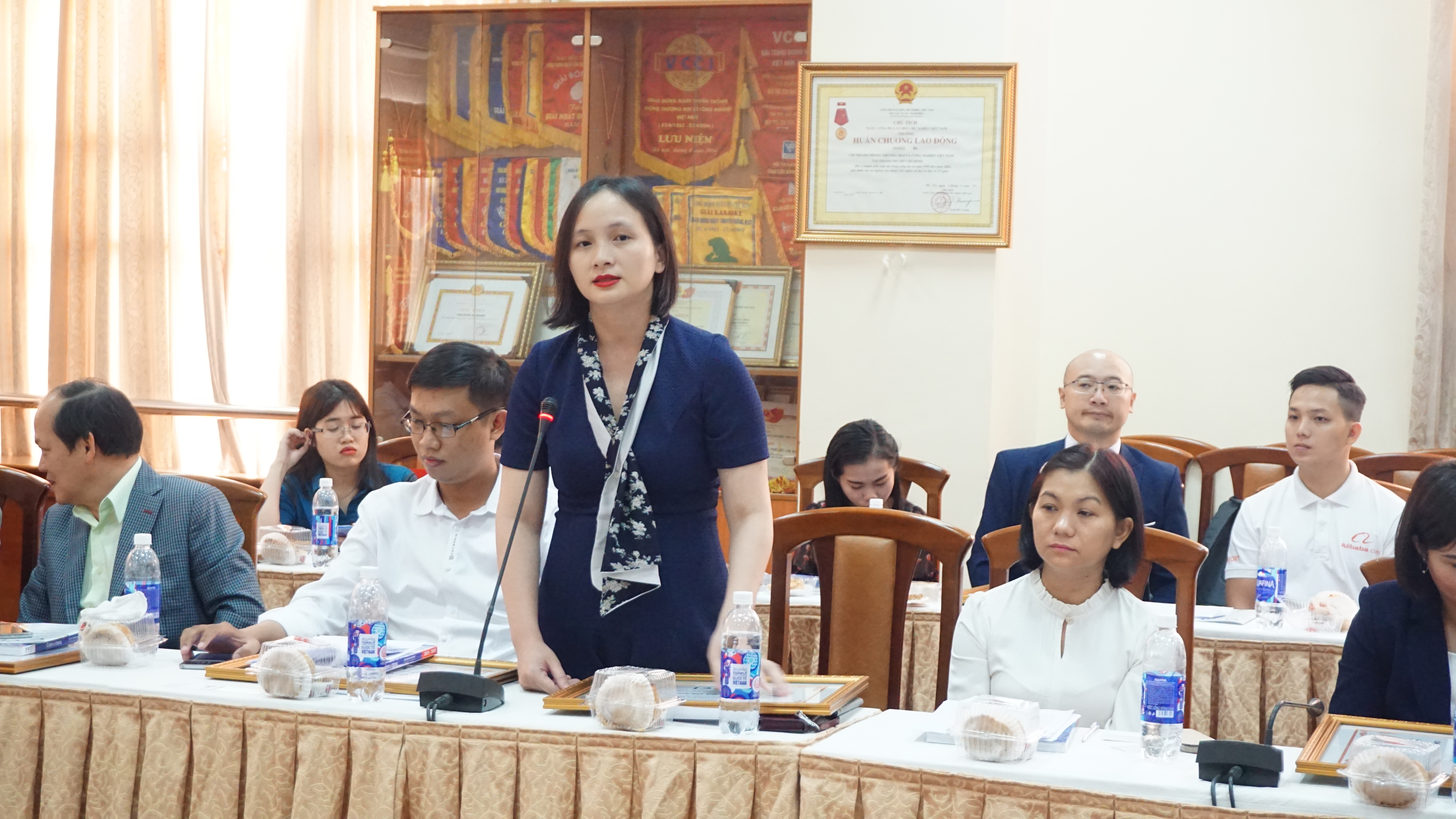 3-hoang-duy-amata-crop-lai