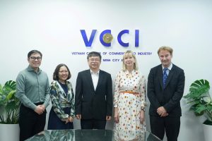 Lãnh đạo VCCI-HCM đón tiếp chủ tịch phòng thương mại London