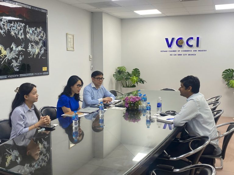VCCI-HCM đón tiếp Chuyên gia Kinh tế, Trung tâm Phát triển Xuất khẩu Cana