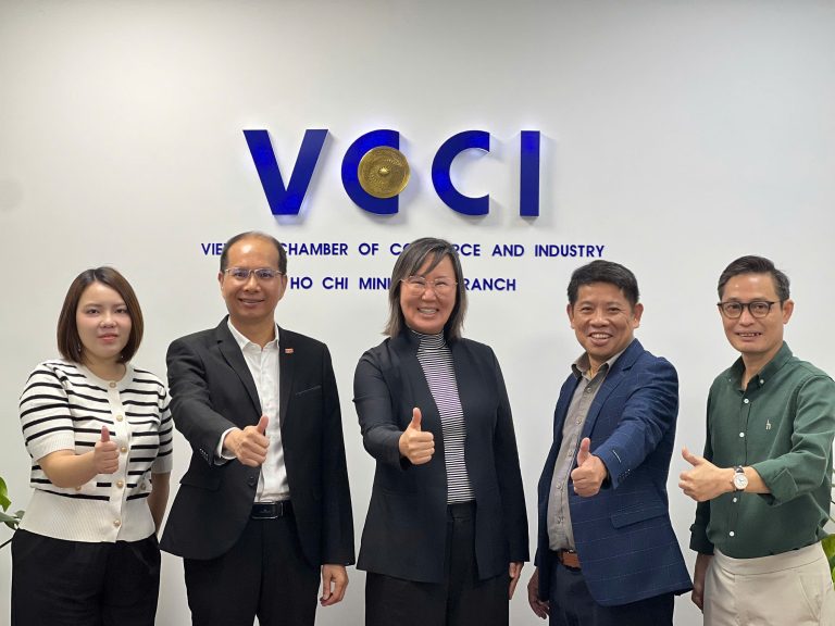 VCCI-HCM làm việc với WWF International và WWF Việt Nam thúc đẩy hợp tác phát triển bền vững