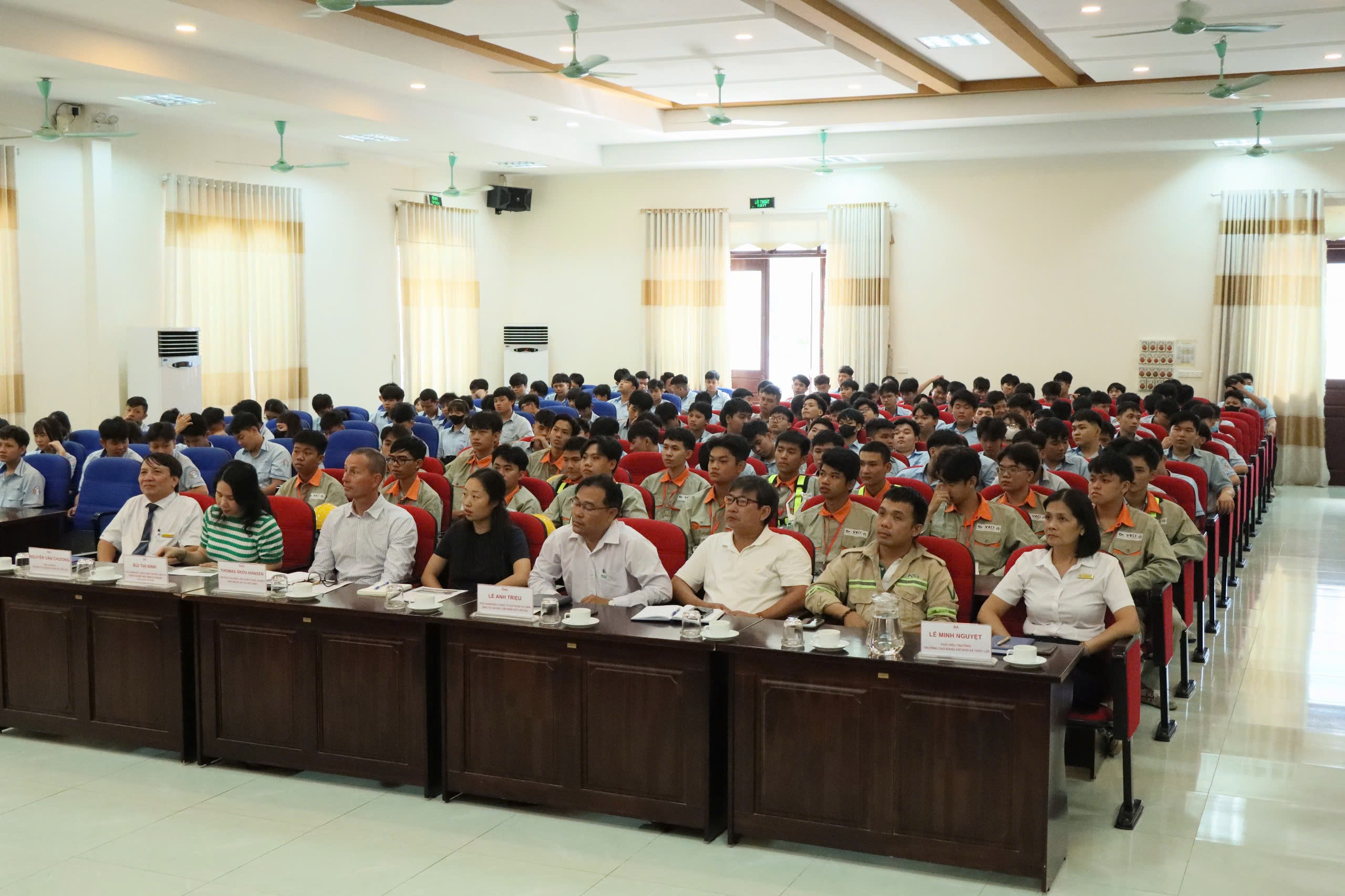 Khai giảng Khóa đào tạo thí điểm “Vận hành và Bảo trì Tuabin Điện gió”