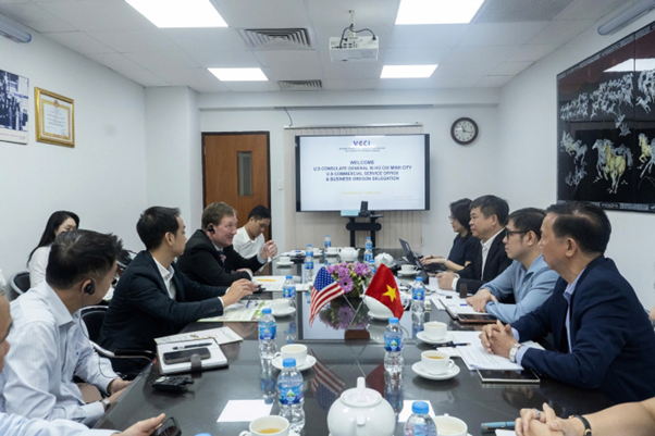 VCCI-HCM đón tiếp đoàn Thương vụ bang Oregon (Hoa Kỳ), thúc đẩy hợp tác thương mại ngành gỗ