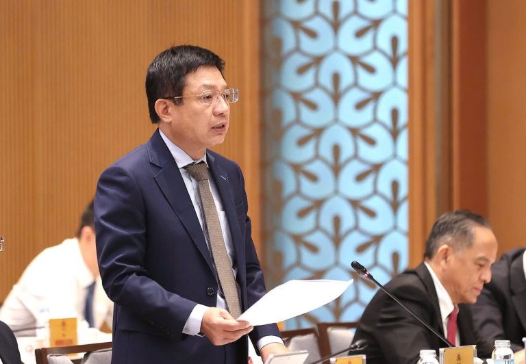 VCCI cam kết sẽ làm tốt hơn vai trò cầu nối và tham gia xây dựng chính sách, minh bạch hóa khâu thực thi