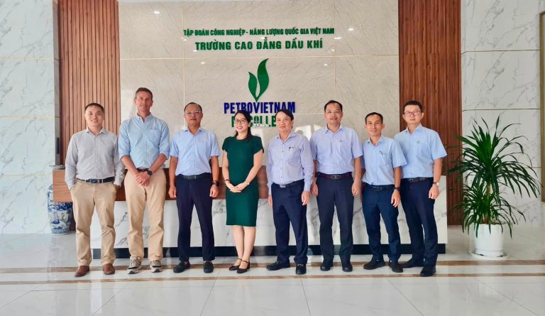Phát triển cơ hội hợp tác thúc đẩy chuyển đổi xanh và kỹ năng xanh