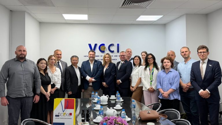 VCCI-HCM tiếp và làm việc với Đoàn công tác vùng Lodz - Ba Lan
